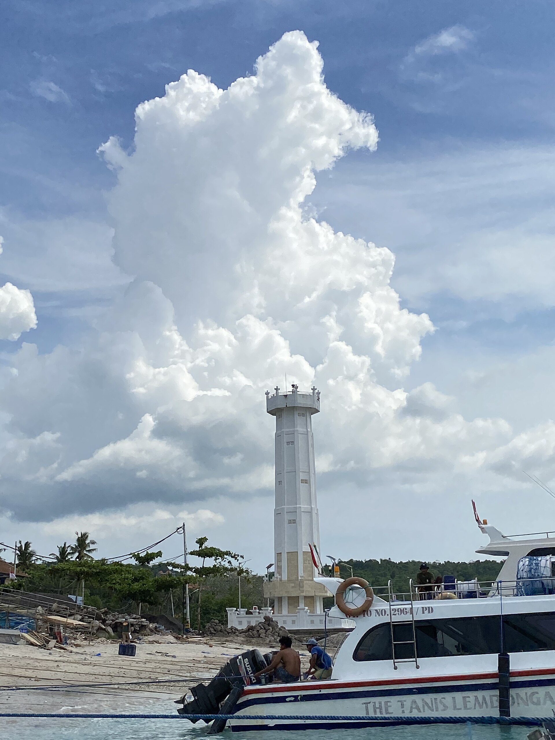 Lighthouse and coastline at Toyapakeh, Nusa Penida